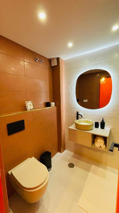 Beautiful Studio Two Steps To The Beach Торевиеха Екстериор снимка